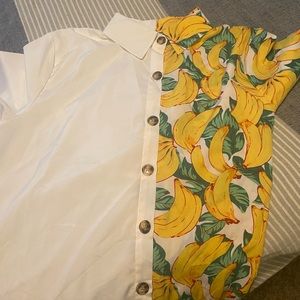 ✨Banana button up shirt ✨